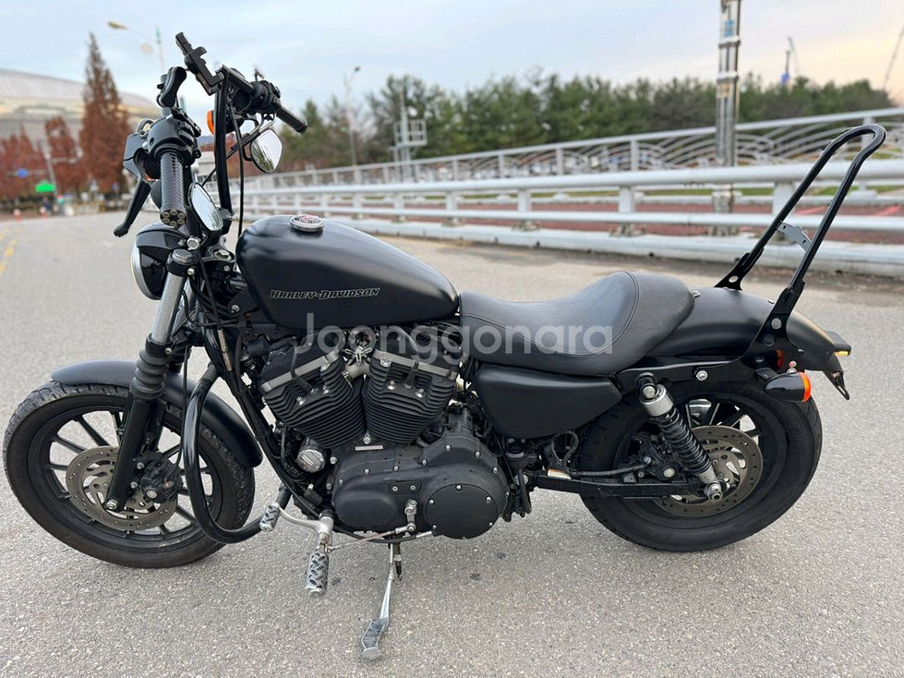 할리데이비슨 883 09년식 짧은키로수 판매합니다--3