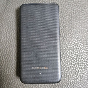 삼성 갤럭시 폴더1 LTE(SM-G150NS) 팝니다.
