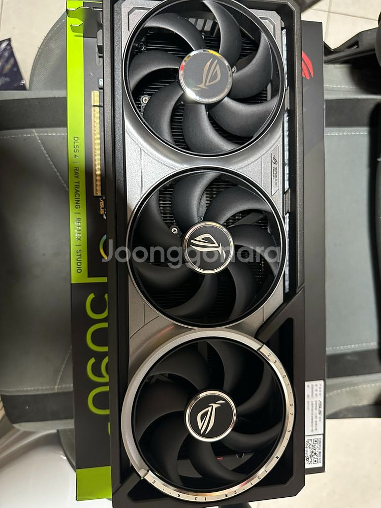 ASUS ROG STRIX RTX 5090 D OC--0