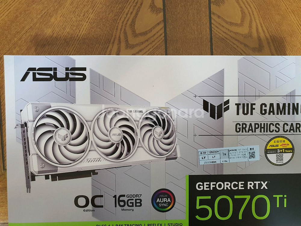 ASUS TUF 5070 ti 화이트 미개봉 팝니다--0