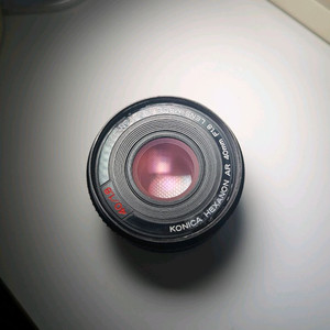 코니카 40mm f/1.8