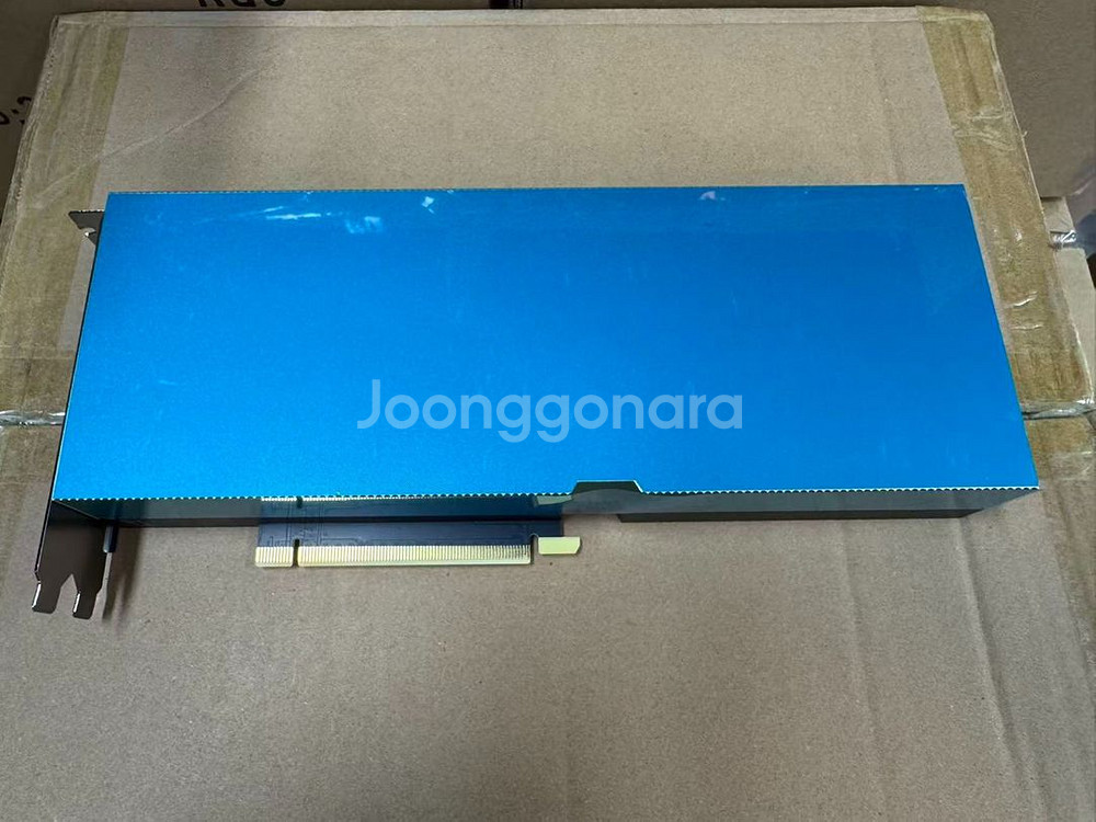 NVIDIA A100 80GB 커스텀 모델 AI--0