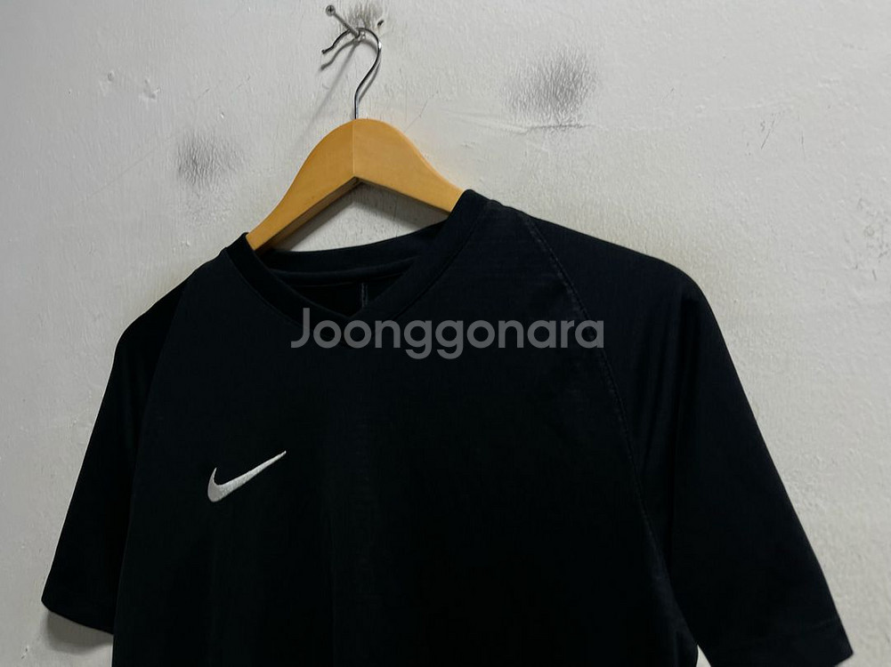 100 나이키 드라이핏 기능성 반팔티--1