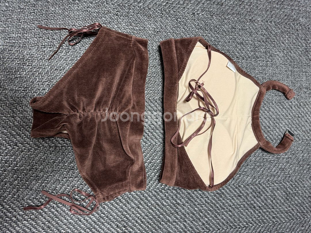 수민 폴웨어 헵번 S사이즈--1