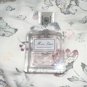 디올 블루밍 부케 50ml 향수