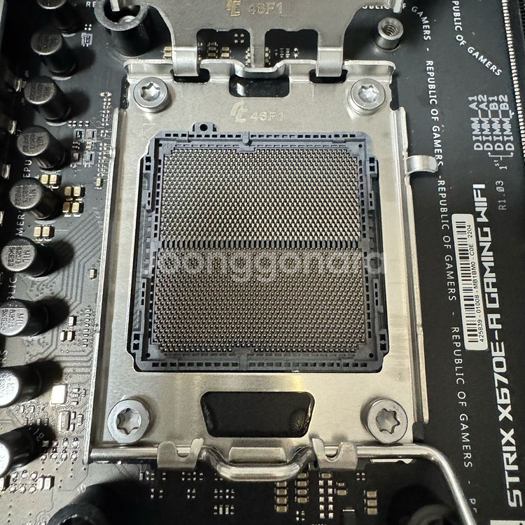 레인공유 이슈 없는 x670e-a 메인보드 판매--1