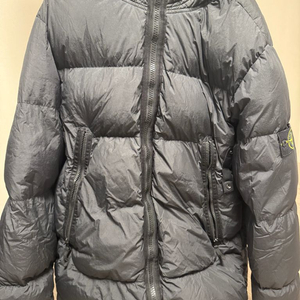 백화점판 21FW 스톤아일랜드 크링클랩스 패딩팝니다