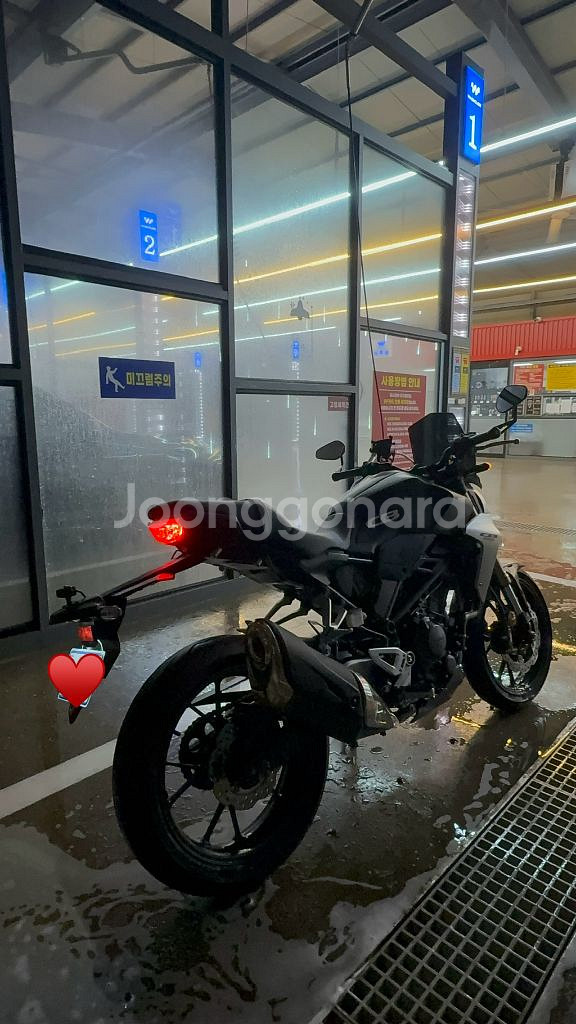 CB300R--2