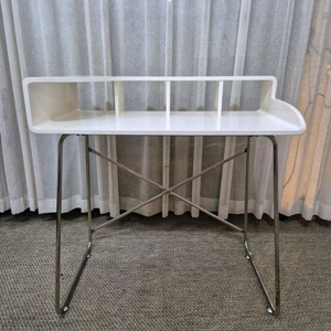 독일 KARE design 노트북 테이블