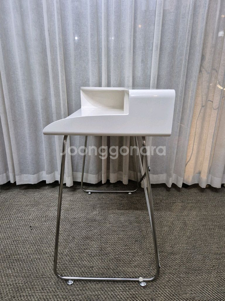 독일 KARE design 노트북 테이블--2