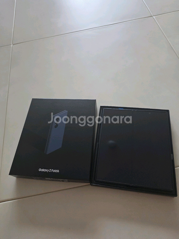 폴드6 네이비 512g 올교체한 새상품급 판매합니다--0