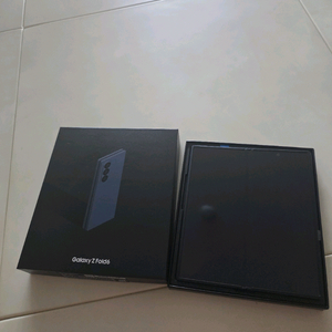 폴드6 네이비 512g 올교체한 새상품급 판매합니다
