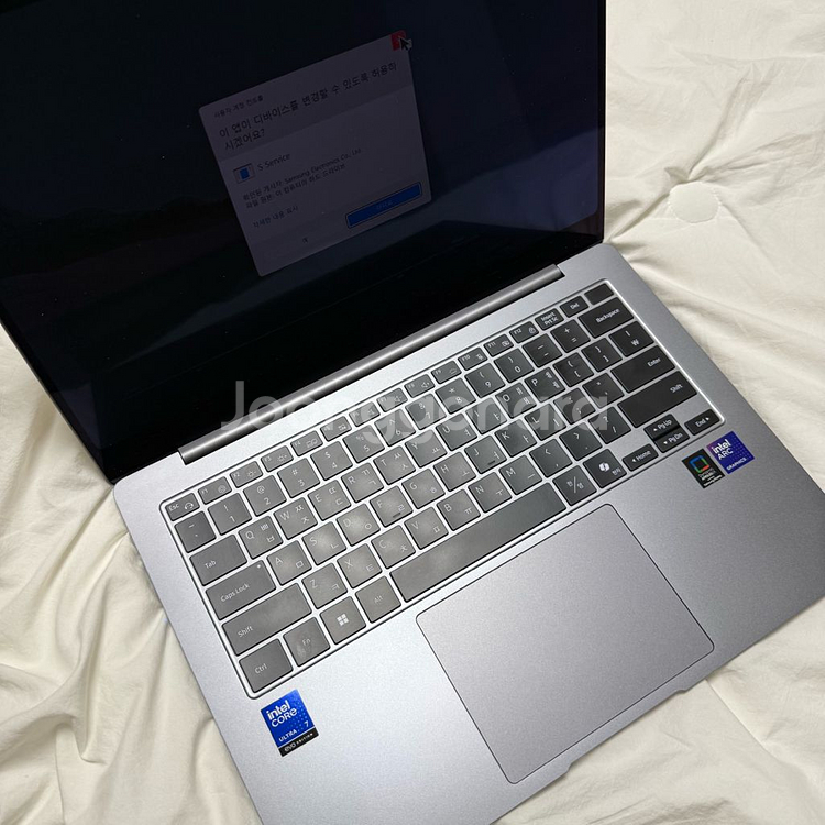 삼성 갤럭시북5 프로 NT940XHA-KD72G--2