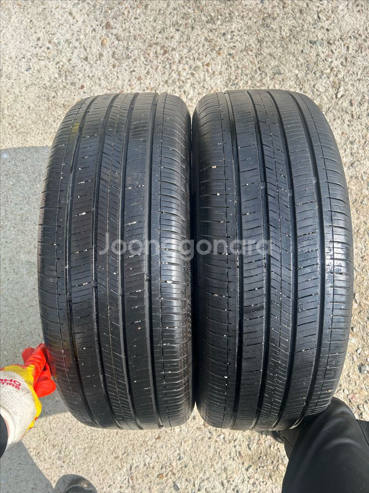 215/55R18 중고타이어 판매합니다--0