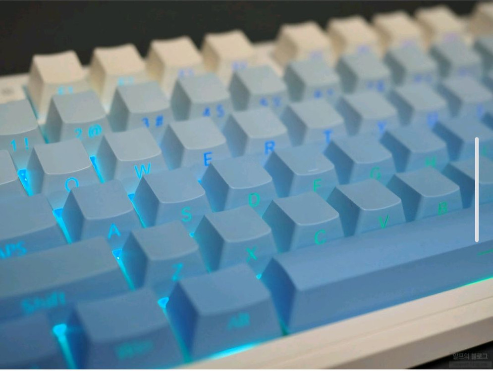 f108 pro 그라데이션 측각 키캡 팝니다. 이미지