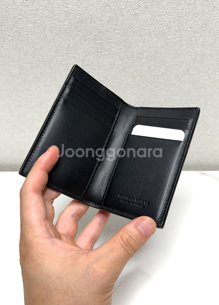 (크림/새상품)보테가베네타 플랩 오거나이저 카드지갑--4