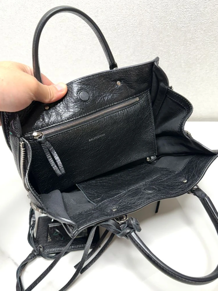 (유일/A+)발렌시아가 파피에르 그래피티 모터백 이미지