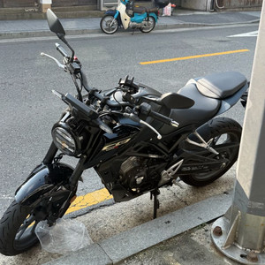 혼다 cb125r 올블랙(가격인하)