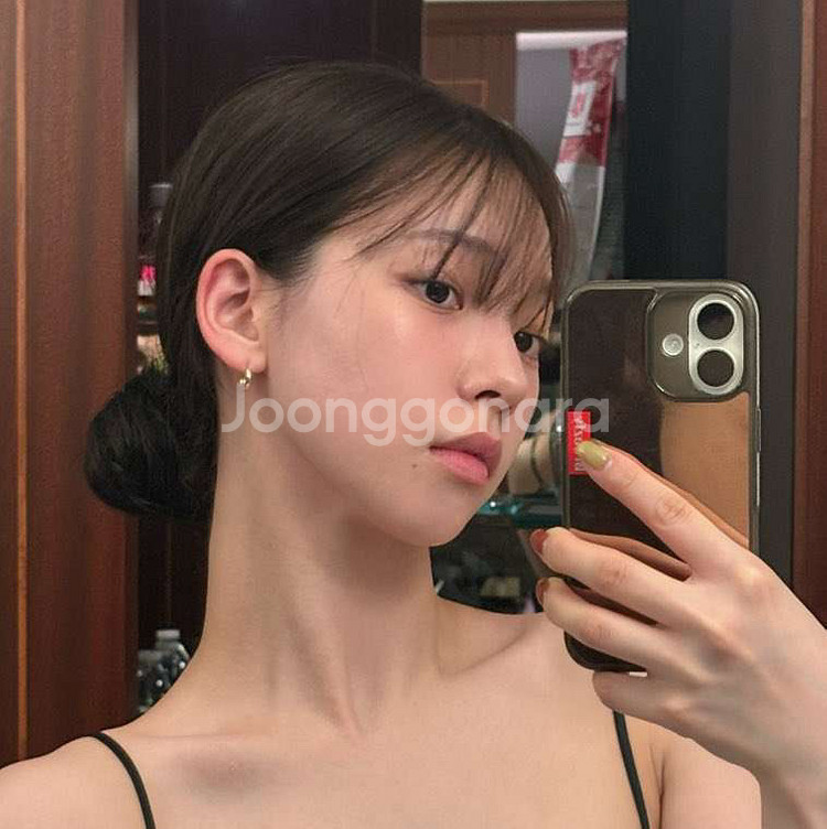 브리즈피 플립6 블랙피레임 미러케이스 실버--2