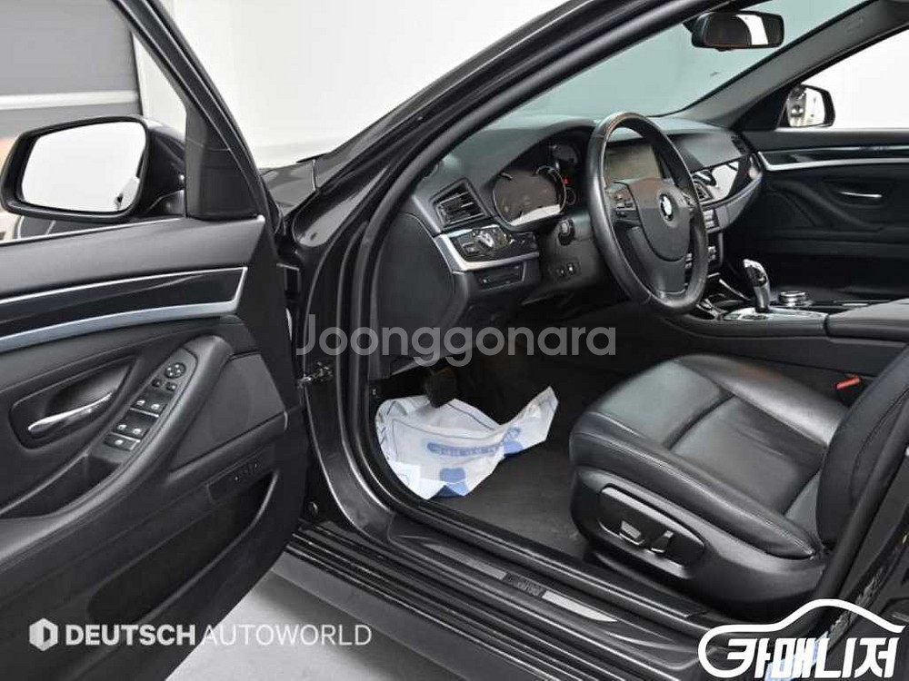 [BMW]5시리즈 (F10) 520d xDrive #앱--8