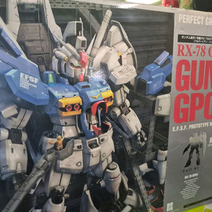 PG 건담 gp01/Fb 제피랜더스 풀버니언
