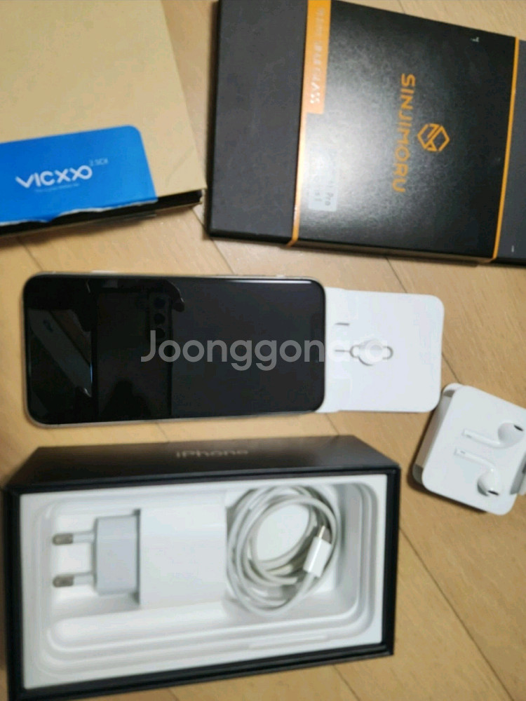 아이폰 11프로 올리퍼 실버 64gb--0