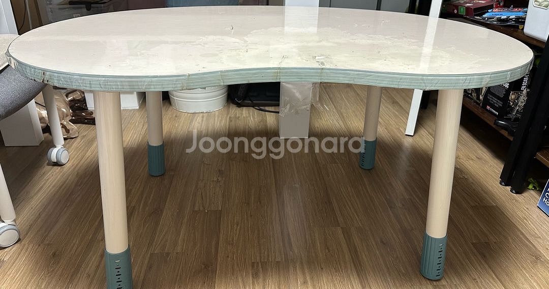 퍼시스 어린이 테이블 + 일룸 링고의자 (직거래)--2