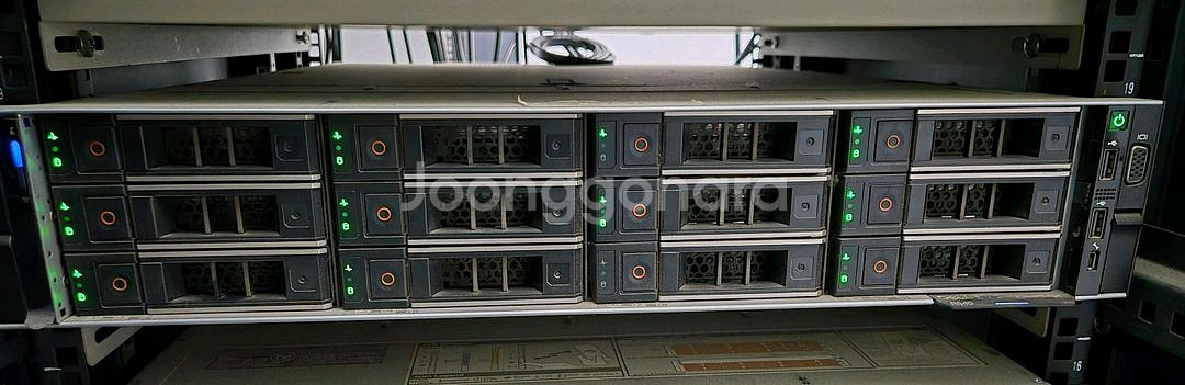 dell r540 12베이 스토리지 팝니다--2