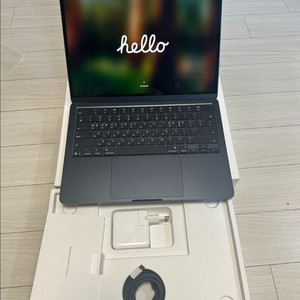 S급 ) 맥북 에어 M4 13인치 16gb 512ssd