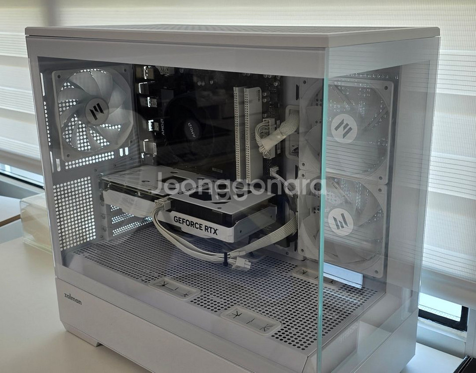 [화이트] 7500f, 4060ti, 32gb 데스크탑--1