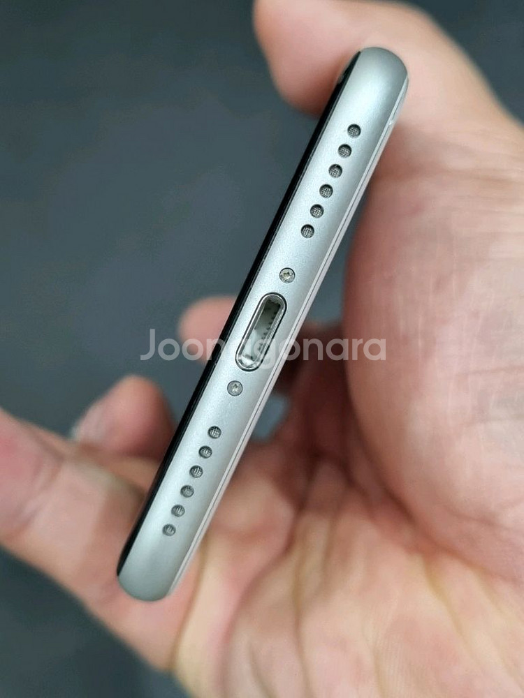 아이폰SE2 128GB 화이트 배터리 91%--7