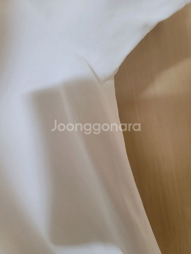 폴로 랄프로렌 pk 화이트 티셔츠 판매합니다--5