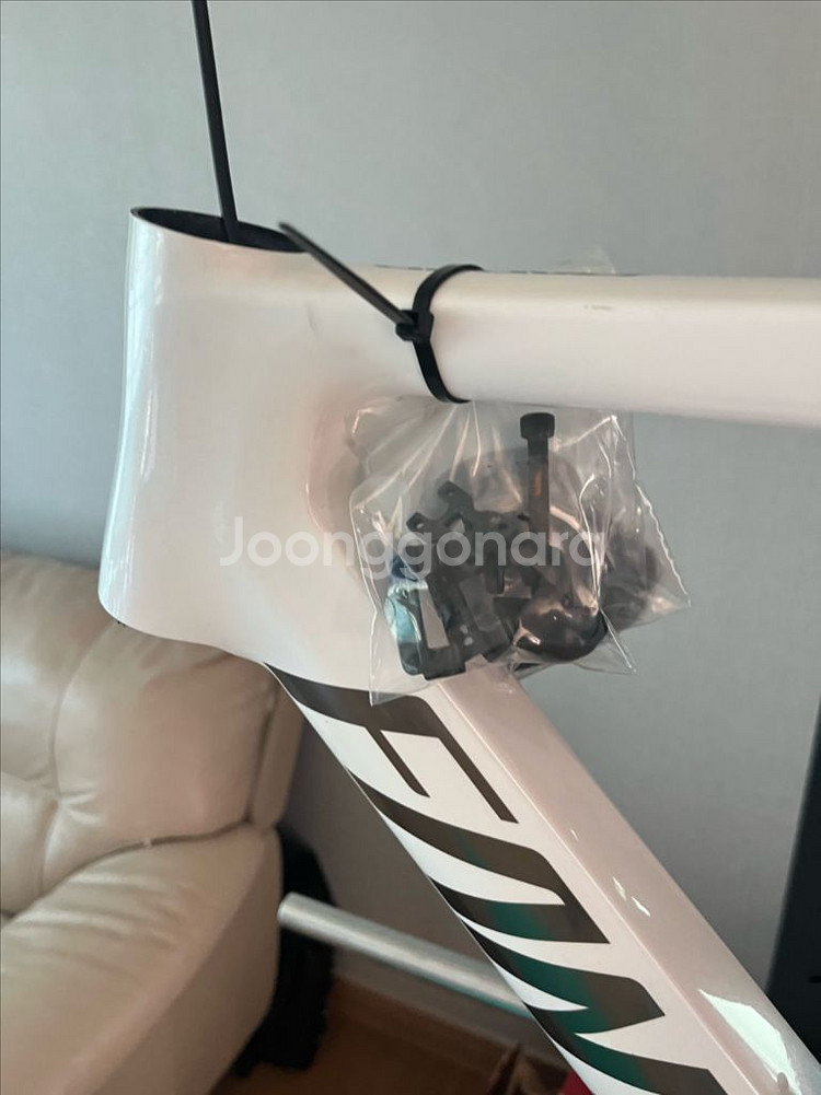 판타시아 레이다 풀카본 프레임셋 m사이즈--2