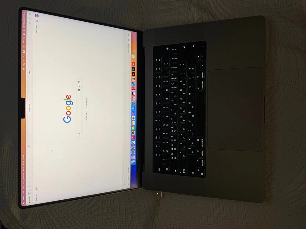 맥북 프로 M1 16인치 16gb 512gb 배터리고장 이미지