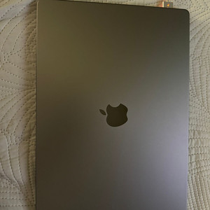맥북 프로 M1 16인치 16gb 512gb 배터리고장