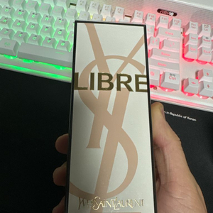 입생로랑 리브르 오드 뚜왈렛 90ml 미개봉 새제품