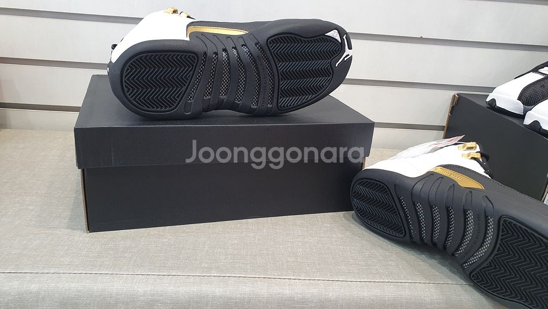 조던12 골드 택시 gs 245,250mm 새상품--4