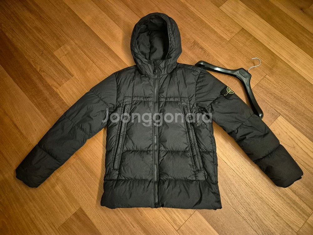 스톤아일랜드 20FW 크링클랩스 패딩 블랙 M--0