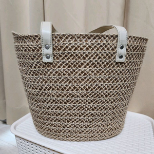 라탄숄더백