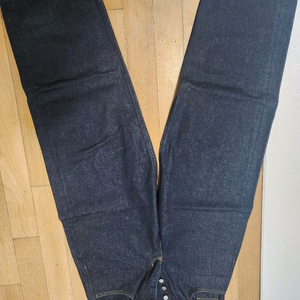 COS 남성 릴렉스 와이드 데님