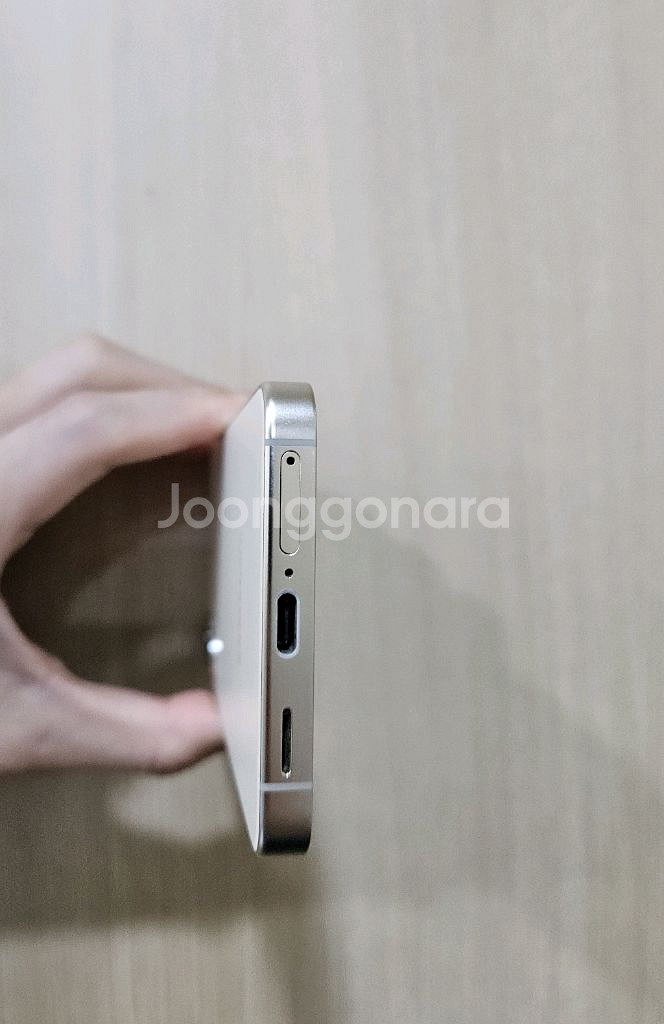 갤럭시 S24크림 256G 팝니다--5