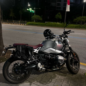 23년식 알나인티 키로수 짧음(4451 km)
