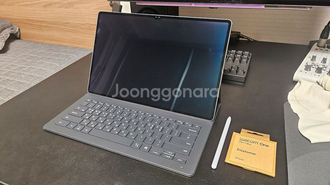 갤럭시 탭 S10 울트라 256gb wifi + 키보드--0