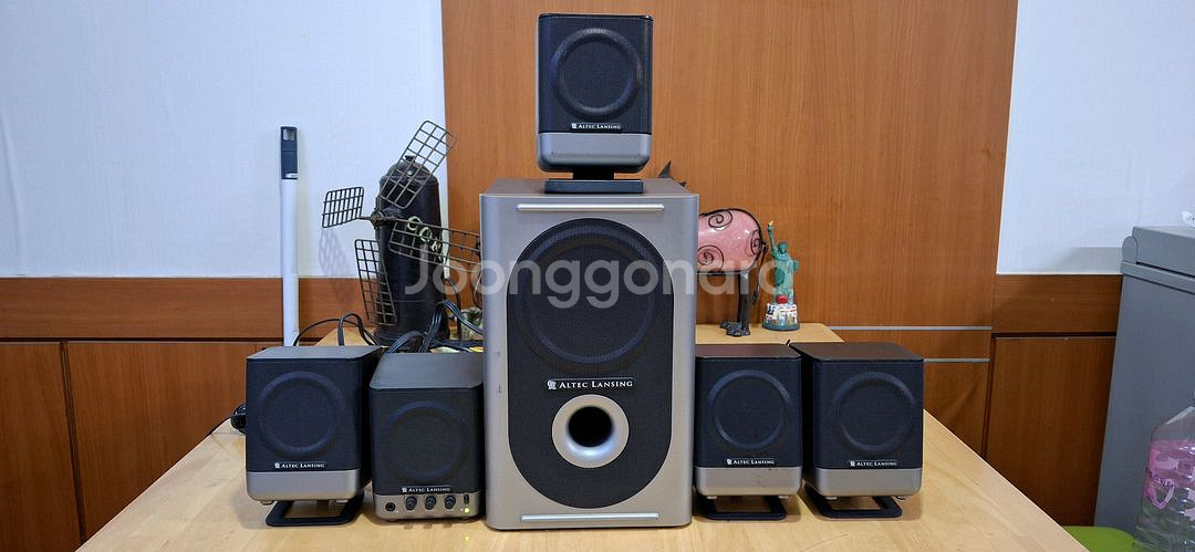 ALTEC LANSING 251, 5.1--1