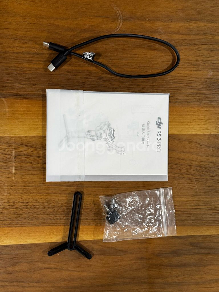 DJI RS3 pro짐벌 판매합니다--3