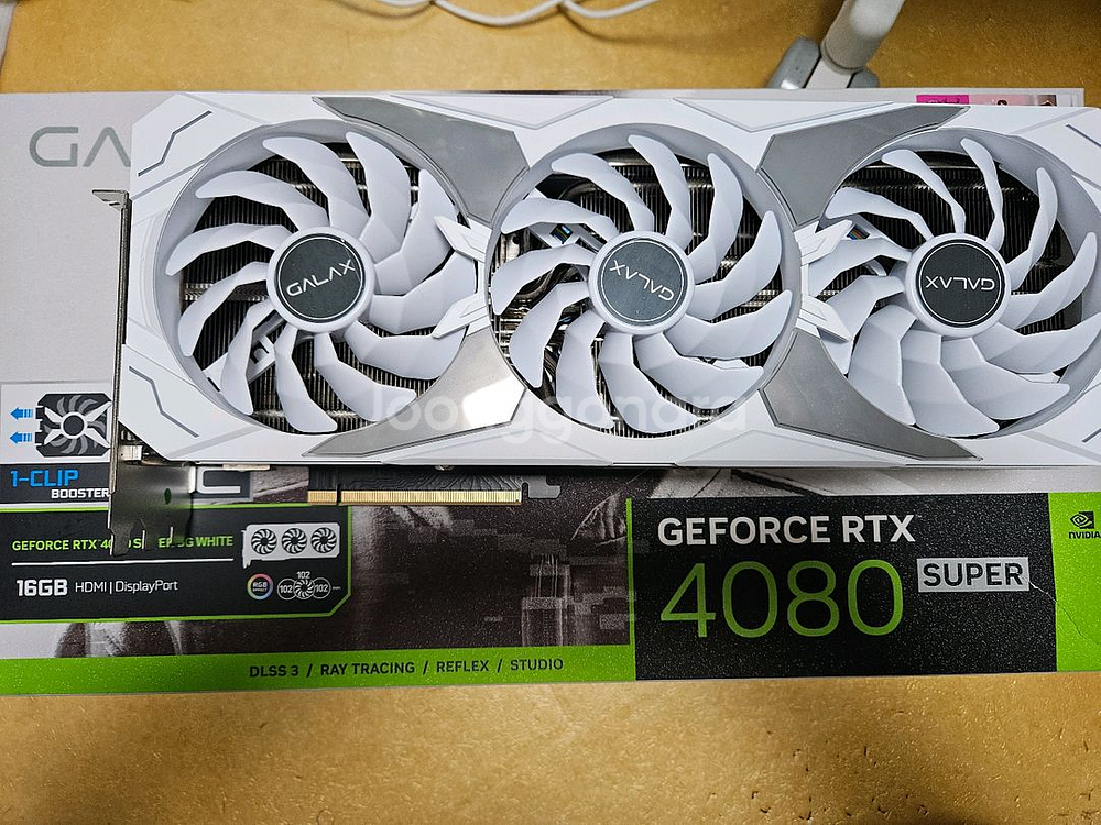 GALAX RTX 4080 SUPER 화이트--0