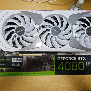 GALAX RTX 4080 SUPER 화이트
