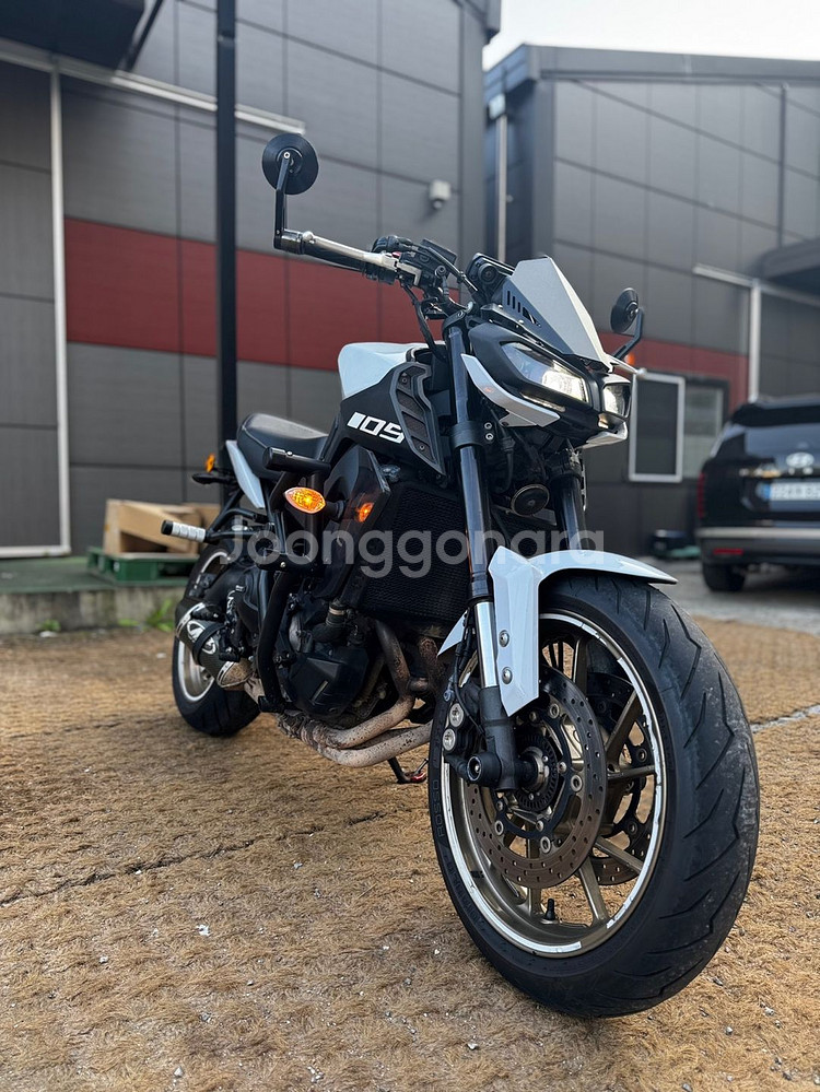 [사용검사완료] M4구변완 MT09 17년식 3만km--0