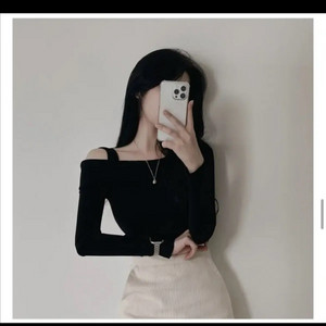 언발 오프숄더 긴팔