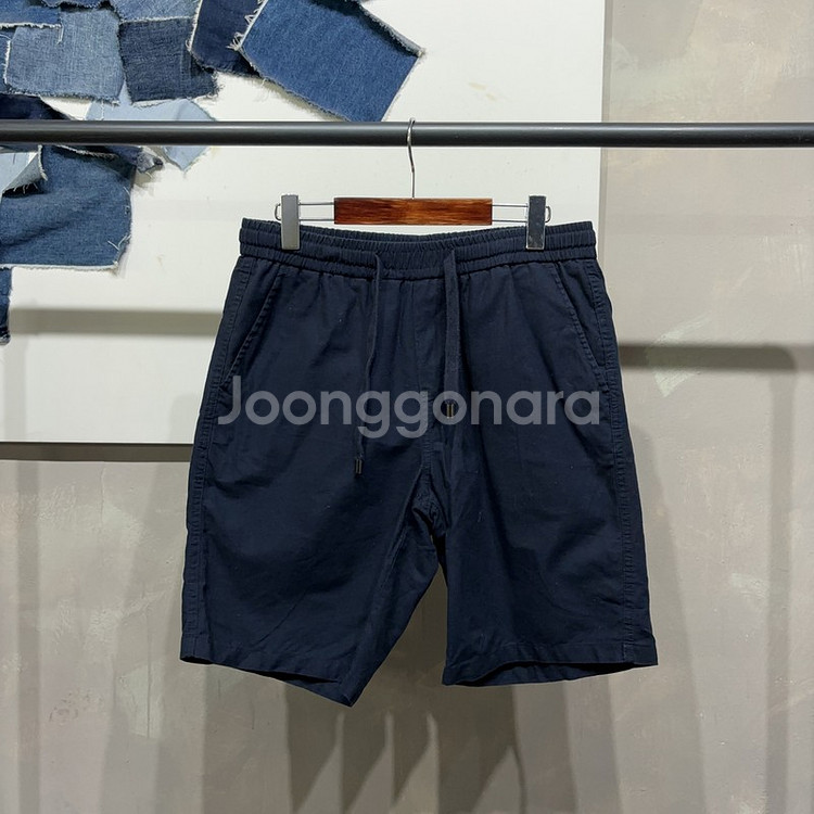 (30~32인치) 게스 캐주얼 밴딩 네이비 반바지--0